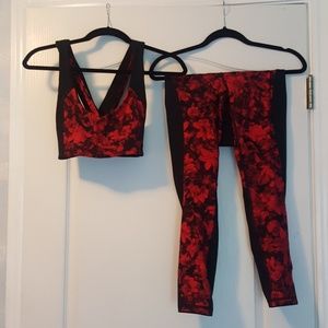 Lulu workout pants and bra size 6